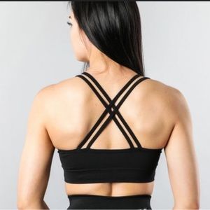 Alphalete Revival Bra- Black